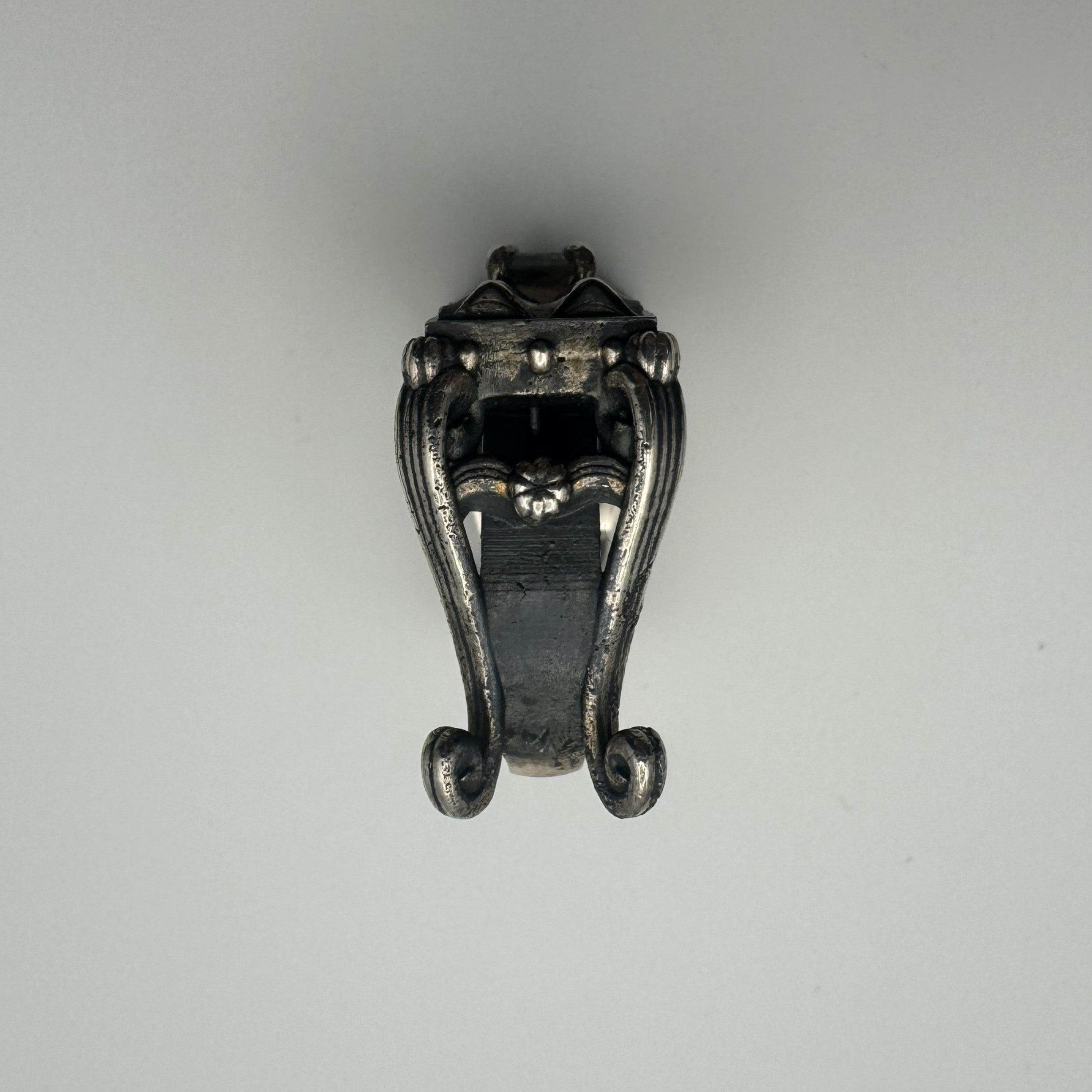 Ornate Bench Ring